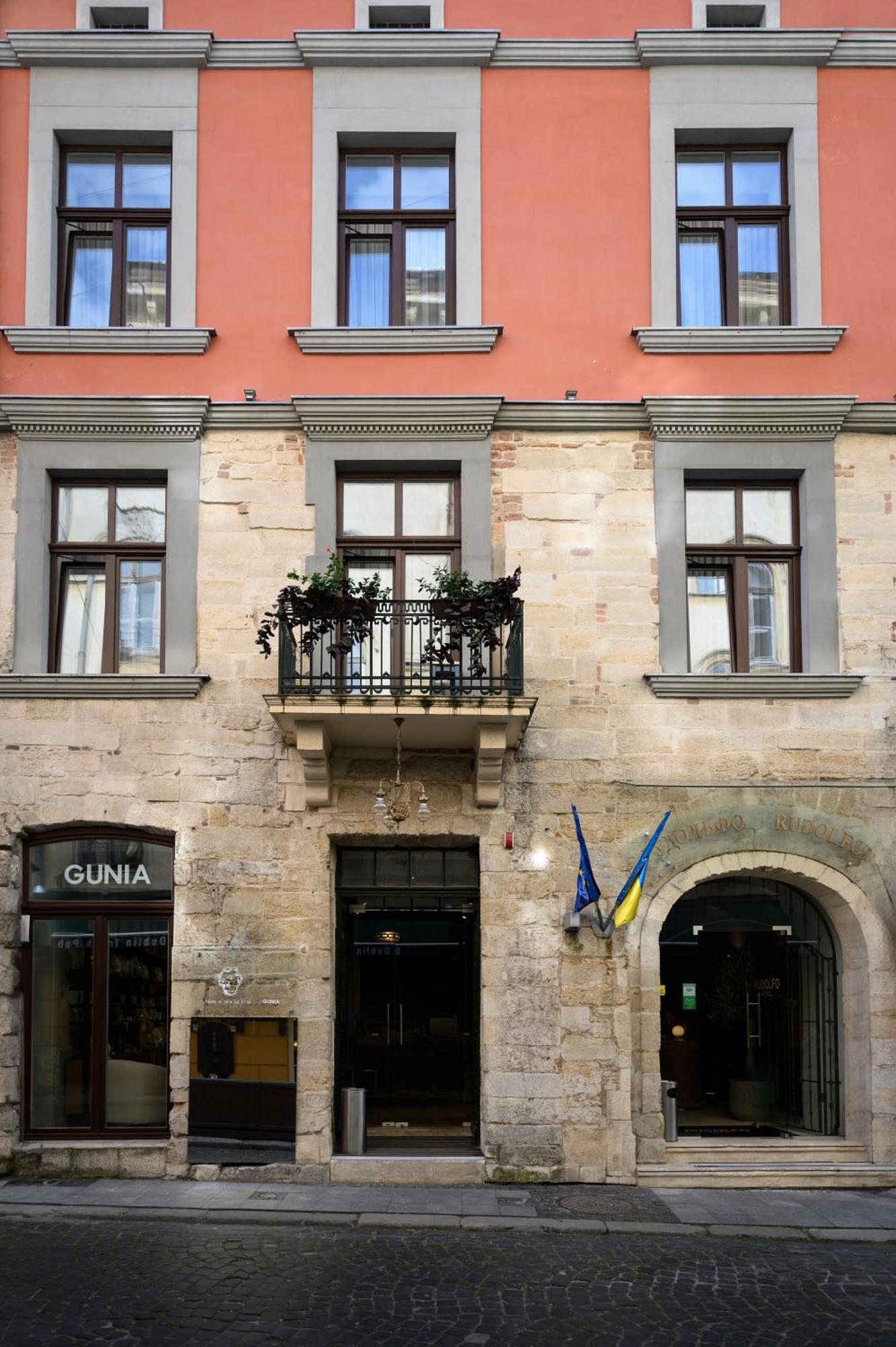 Rudolfo Hotel ลวีฟ ภายนอก รูปภาพ